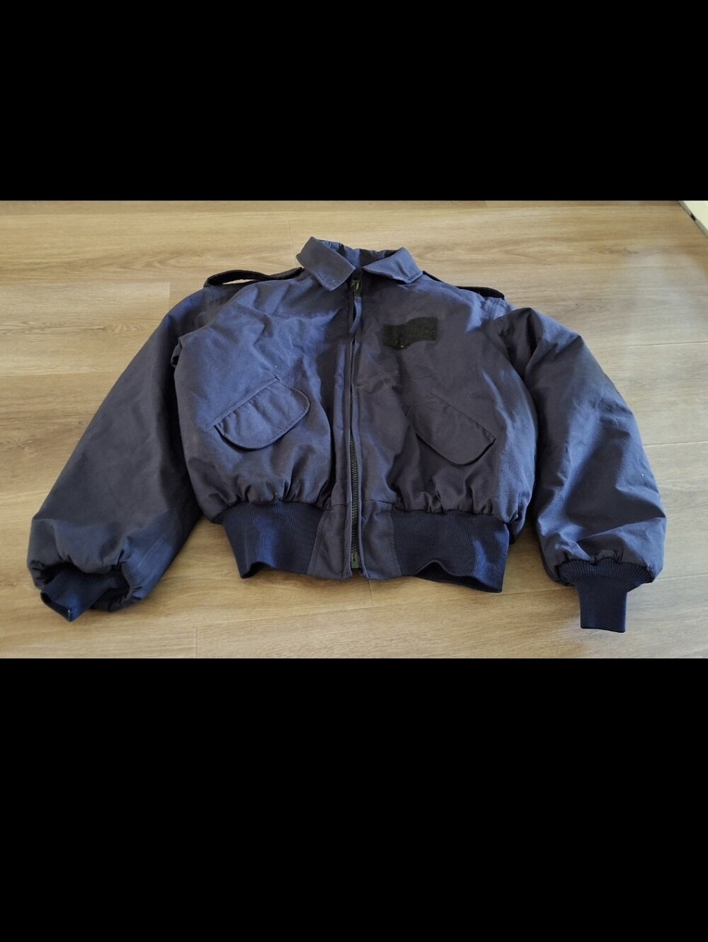 Vintage Archival Fashion Military Surplus 90s Streetwear Place Police Jacket XL.
